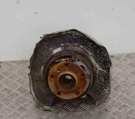 BMW X5 E70 Rear wheel hub 6770983