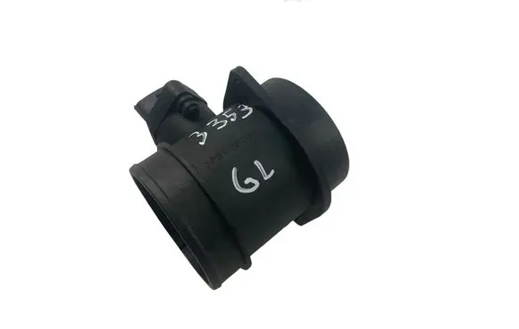 Volvo S60 Mass air flow meter 8670115