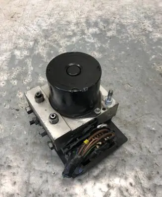 Volkswagen Polo V 6R ABS Pump 6R0614517AD