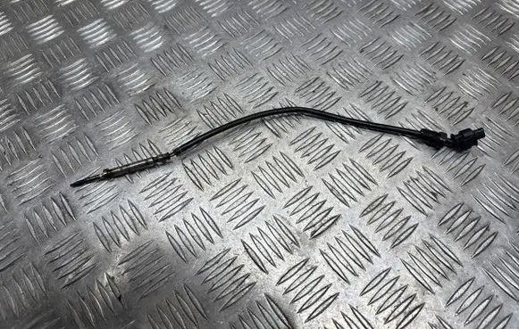 BMW 5 F10 F11 Exhaust gas temperature sensor 2656002781 8509963