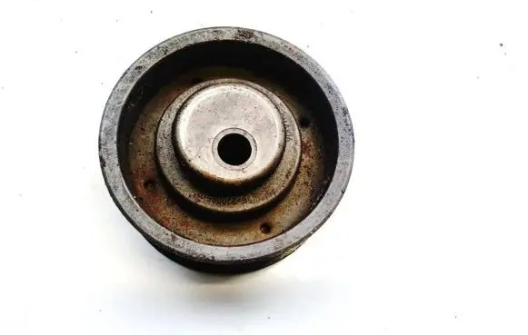 Volkswagen PASSAT B3 Belt tensioner pulley f22009501