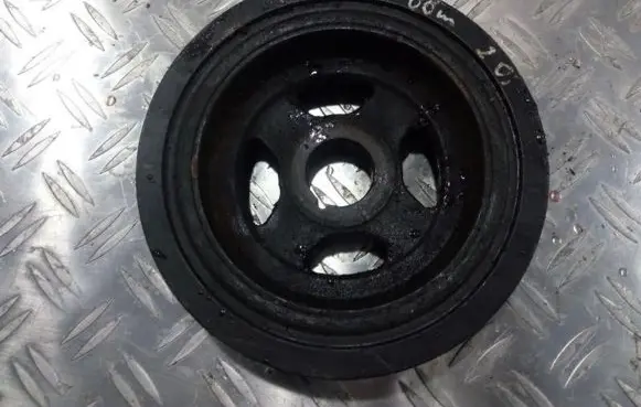 Nissan Primera Crankshaft pulley