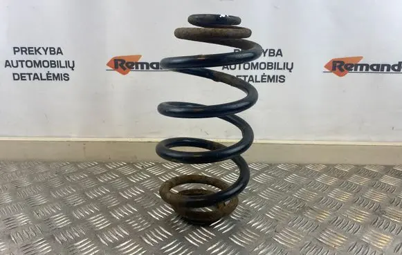 Opel Zafira C Rear coil spring