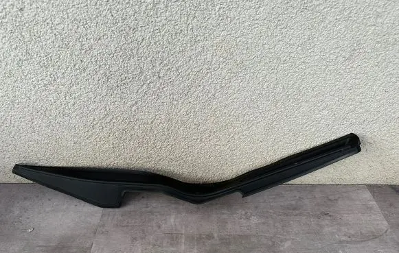 Land Rover Range Rover Evoque L551 Loading door trim (molding) K8D2406A77 K8D2406A77AD