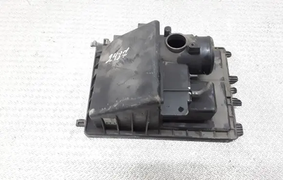 Mazda 5 Air filter box cover 