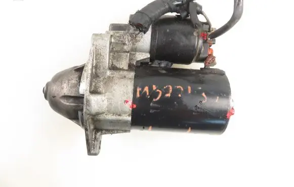 Opel Astra H Starter motor 0001107101