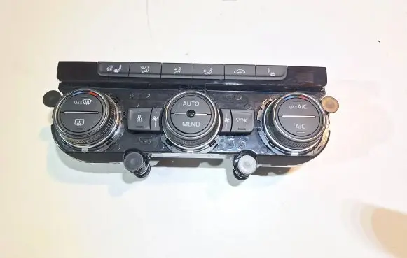 Volkswagen Golf VII Climate control unit 5G1907044AC 5HB01267047