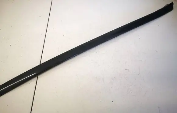 Volvo XC60 Windshield trim 