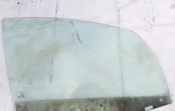 Mitsubishi Colt Front door window glass four-door