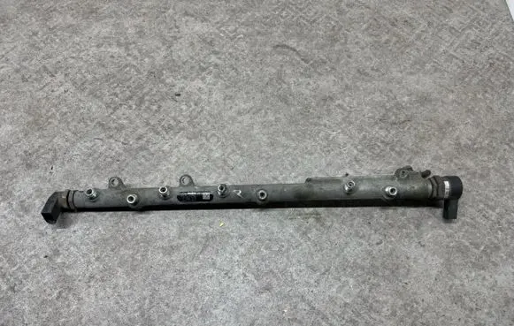 BMW X5 E53 Fuel main line pipe 7788679 7805726 0445216008