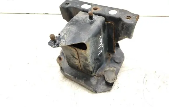 Mazda 626 Front bumper cross member