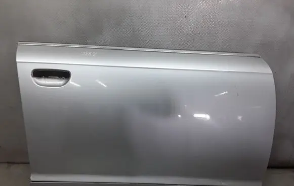 Audi A6 S6 C6 4F Front door
