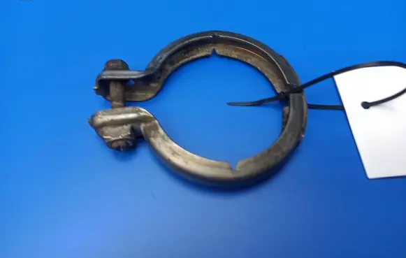 Mercedes-Benz S W221 Muffler pipe connector clamp A2034900641