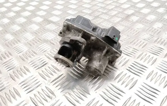 Nissan Qashqai+2 EGR valve 147101478R 216304423 H8201061904