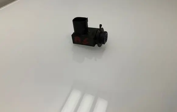 BMW 3 E90 E91 Air quality sensor 9136607 13242411