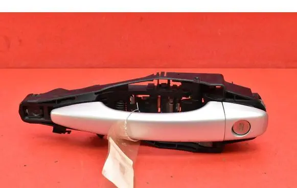 Peugeot 301 Front door exterior handle 9807652980