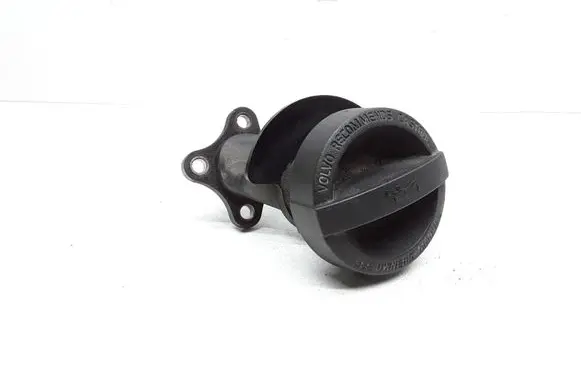 Volvo V70 Oil filler cap 30777537