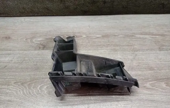 Volvo XC70 Rear bumper mounting bracket 30678650