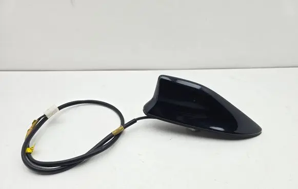 Toyota Auris E180 Aerial GPS antenna V310838C