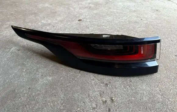 Land Rover Range Rover Velar Rear/tail lights L560