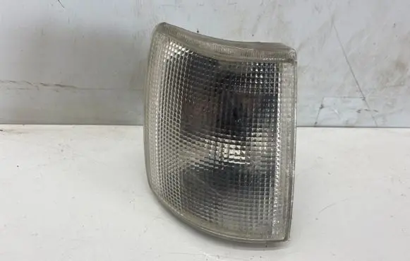 Volkswagen PASSAT B3 Front indicator light