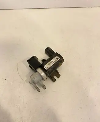 Audi A4 S4 B7 8E 8H Turbo solenoid valve 722903280