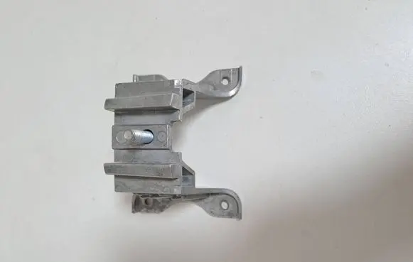Volkswagen Polo V 6R Armrest 1137156