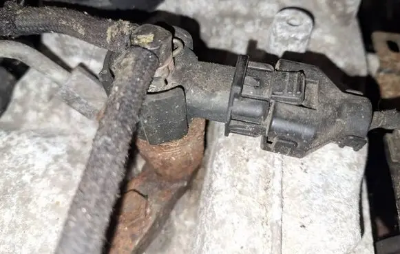 KIA Rio Fuel injector 0445110256