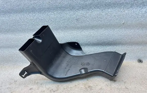 Audi Q8 Cabin air duct channel 4M0819805B 4M0819805