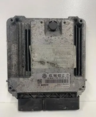 Volkswagen Scirocco Engine control unit/module 03L906022G 03L906022LC 0281015988