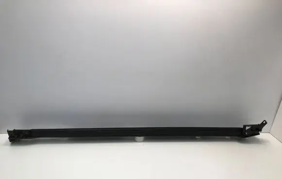 Foot area side trim