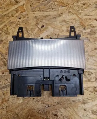 Mercedes-Benz E W212 Ashtray (front) A2046800179 W204ZB 2506131450