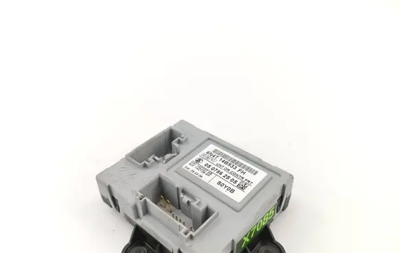 Ford Focus Door control unit/module 6N4T14B533FH