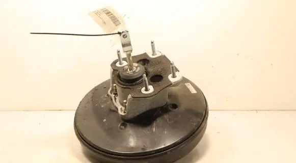 Nissan X-Trail T32 Brake booster