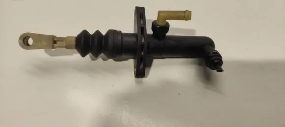 Mitsubishi Space Star Clutch master cylinder 30611705 KG1955TP01