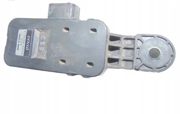 Jaguar XF X250 Sensor 0136500010