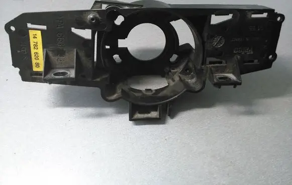 Peugeot 806 Steering wheel column trim 1478262080