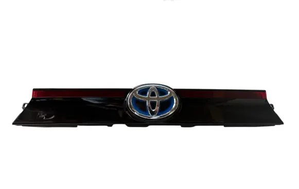 Toyota Yaris Cross Tailgate/trunk spoiler 768010D760