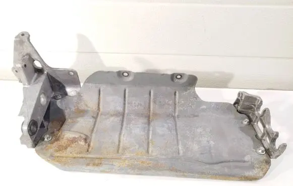 Mercedes-Benz C W203 Air filter cleaner box bracket assembly A6460940541 A6460940520 A6460940641