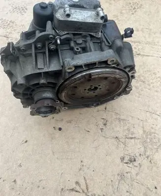 Volkswagen Touran I Automatic gearbox 142051081