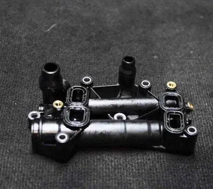 BMW 5 F10 F11 Oil breather separator 70379335
