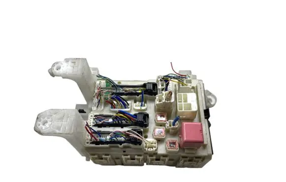 Toyota Auris 150 Fuse box set 8273002120A K5286