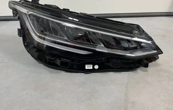 Volkswagen Golf VIII Headlight/headlamp 5H1941006A