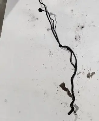 Engine coolant pipe/hose