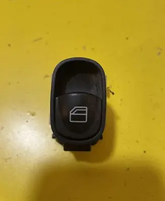 Mercedes-Benz C W203 Electric window control switch A2098203510 2098203510