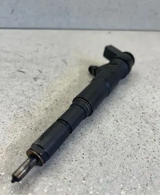 Fuel injector