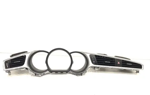 Dashboard side air vent grill/cover trim