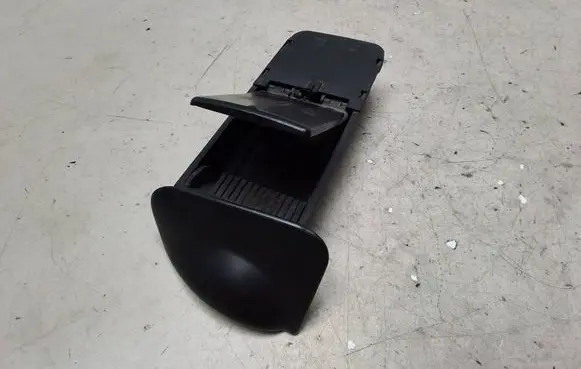 Ford Focus Car ashtray 98ABA04810CFw