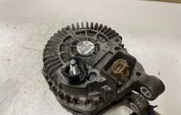 Ford Fusion II Generator/alternator DS7T10300HA A002TX2681ZC M574E