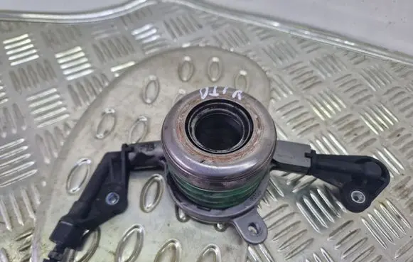 Mercedes-Benz Vito Viano W639 Clutch release bearing slave cylinder ZA368171 805432AA